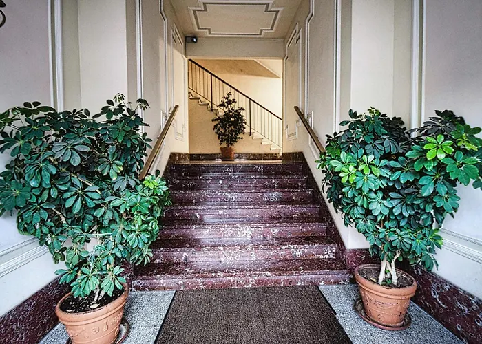 1 Bedroom Lovely In *